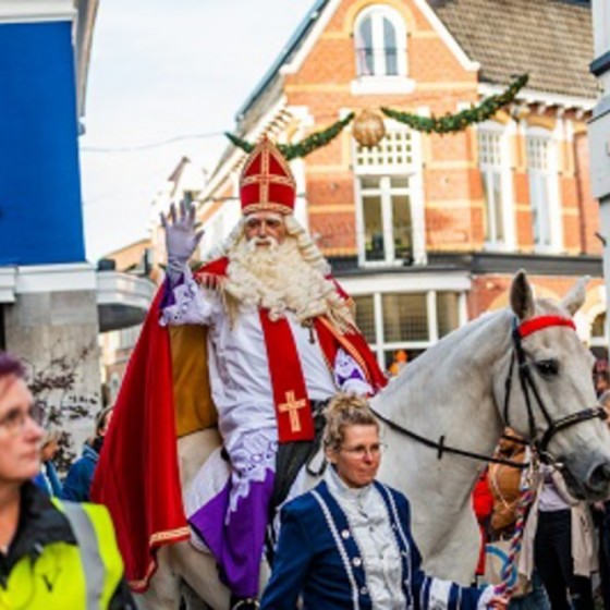 Sinterklaas in de binnenstad van Enschede