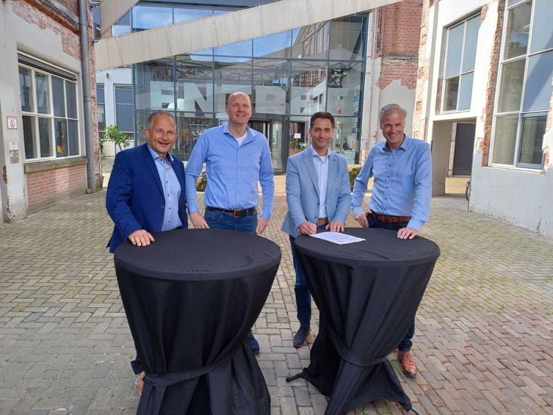 Gemeente Enschede en Losser slaan nieuwe weg in naar duurzaamheid: uniek partnerschap in asfaltonderhoud