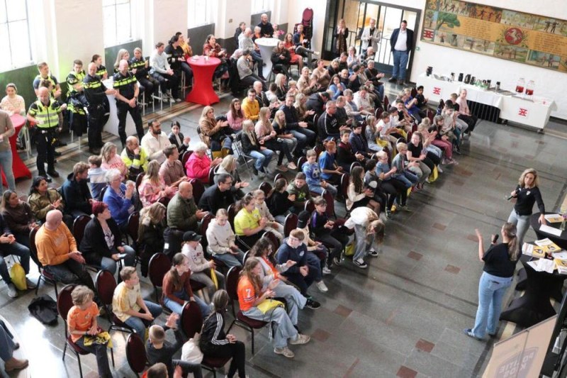 46 nieuwe jonge veiligheids- ambassadeurs in Zuid en West